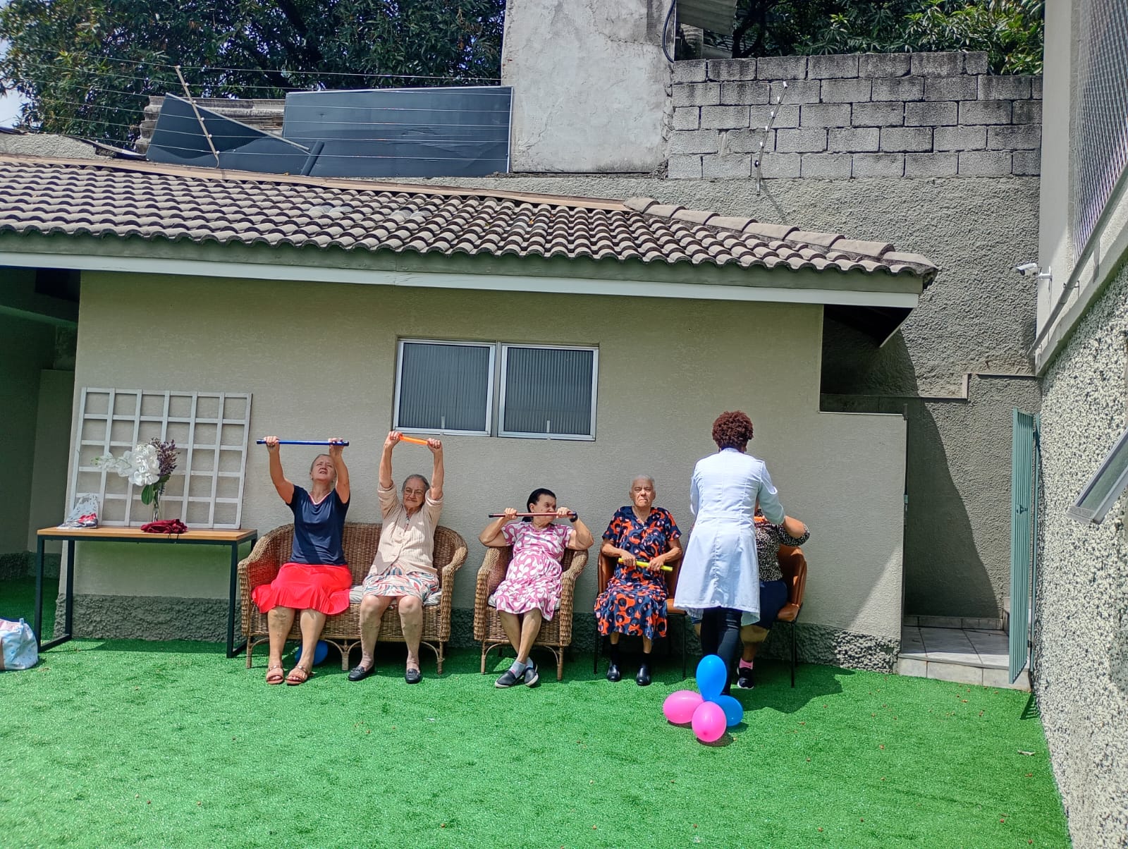 Jardim e área externa 2